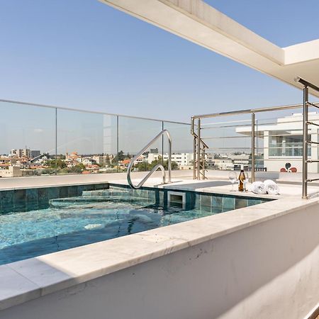 Yamas Urban Living Zakaki Pool Penthouses & Apartments Лимасол Екстериор снимка