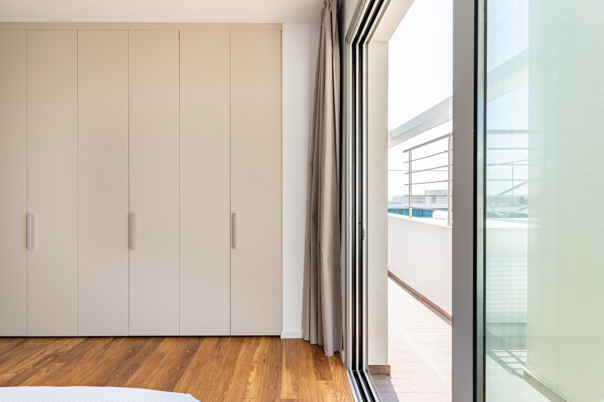 Yamas Urban Living Zakaki Pool Penthouses & Apartments Лимасол Екстериор снимка
